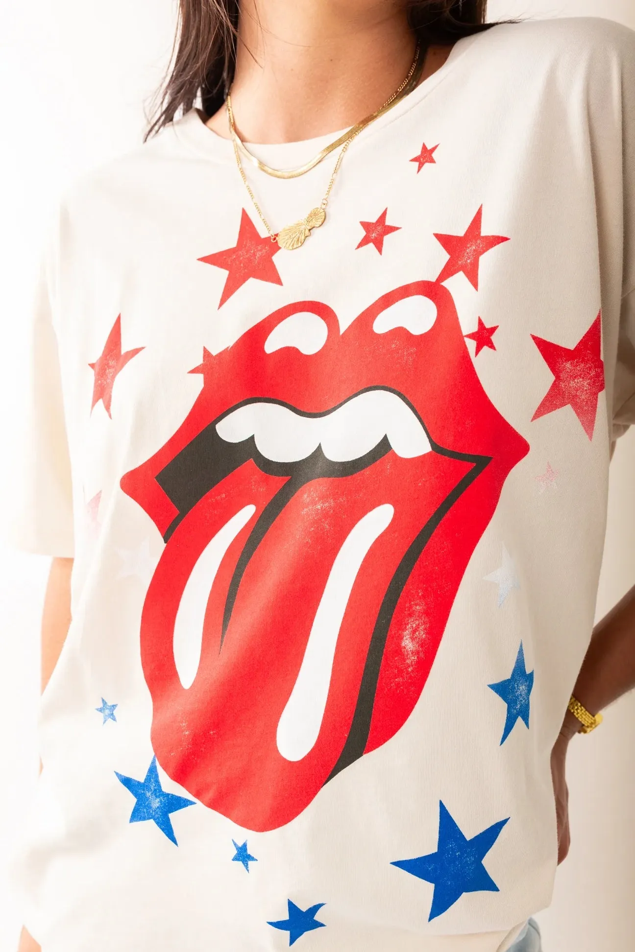 Rolling Stones Stars Merch Tee | Dirty White